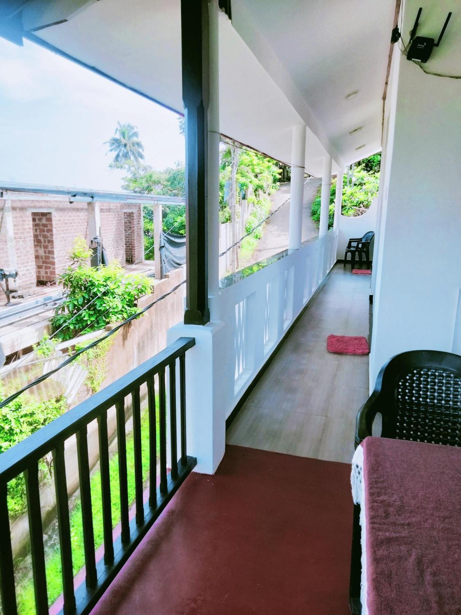 Sajana Ocean Hill Bed and Breakfast Mirissa Kamer foto