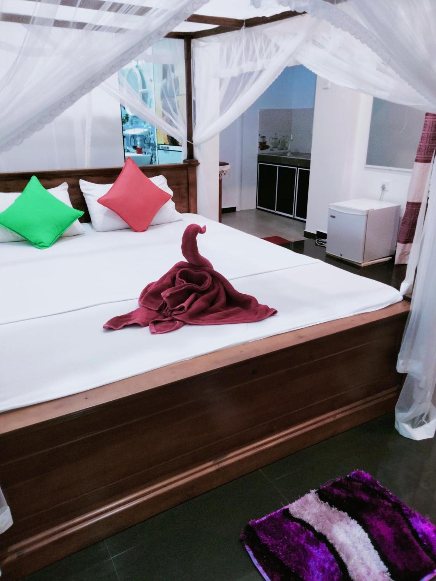Sajana Ocean Hill Bed and Breakfast Mirissa Kamer foto