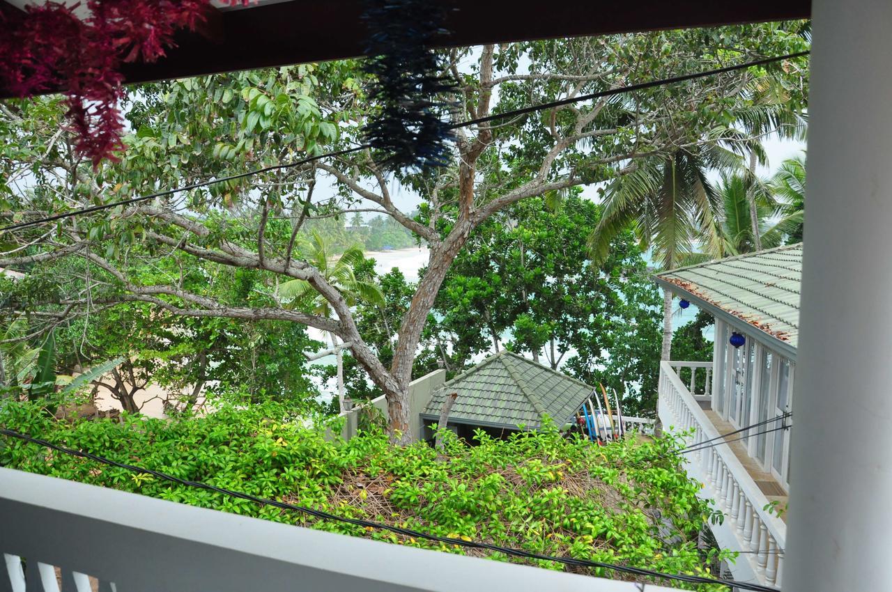 Sajana Ocean Hill Bed and Breakfast Mirissa Buitenkant foto