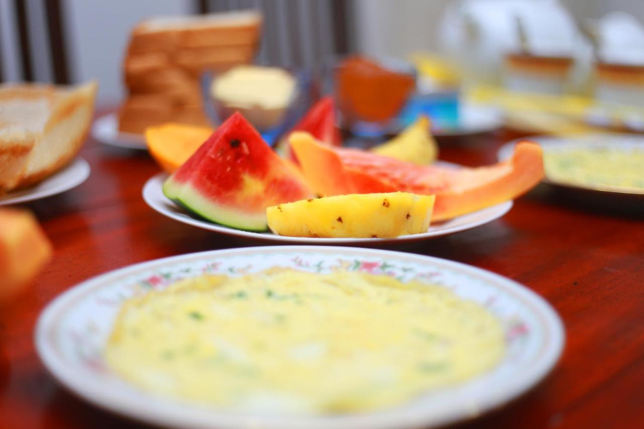 Sajana Ocean Hill Bed and Breakfast Mirissa Buitenkant foto