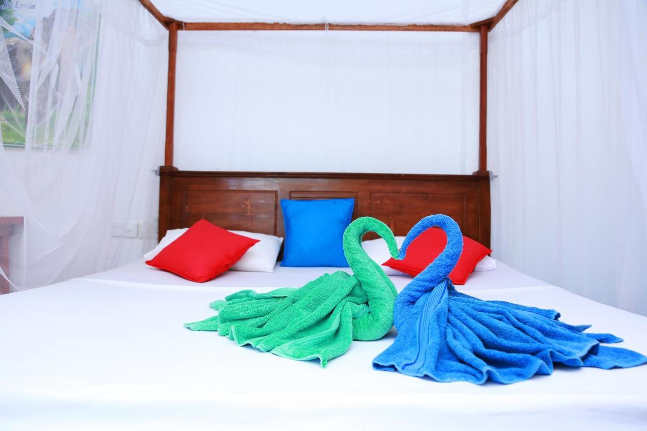 Sajana Ocean Hill Bed and Breakfast Mirissa Buitenkant foto